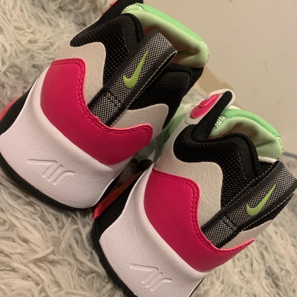 Brand new never worn Nike Air Max 200 sneakers in white green and pink - Picture 4 of 10